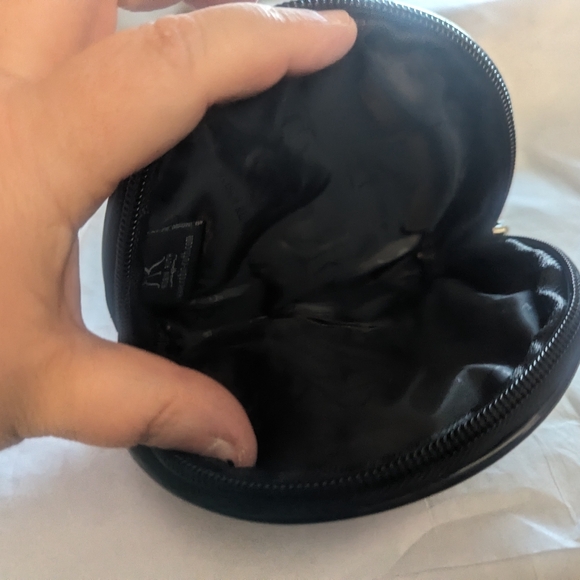 Robin Ruth- San Francisco small cosmetic purse ( pink/black) - Picture 2 of 2